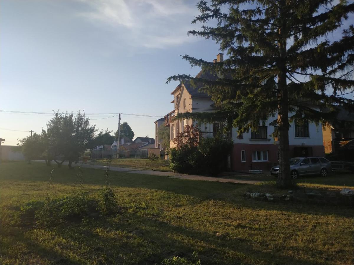 Gasthaus U Nas Ve Vile Cejc Exterior foto